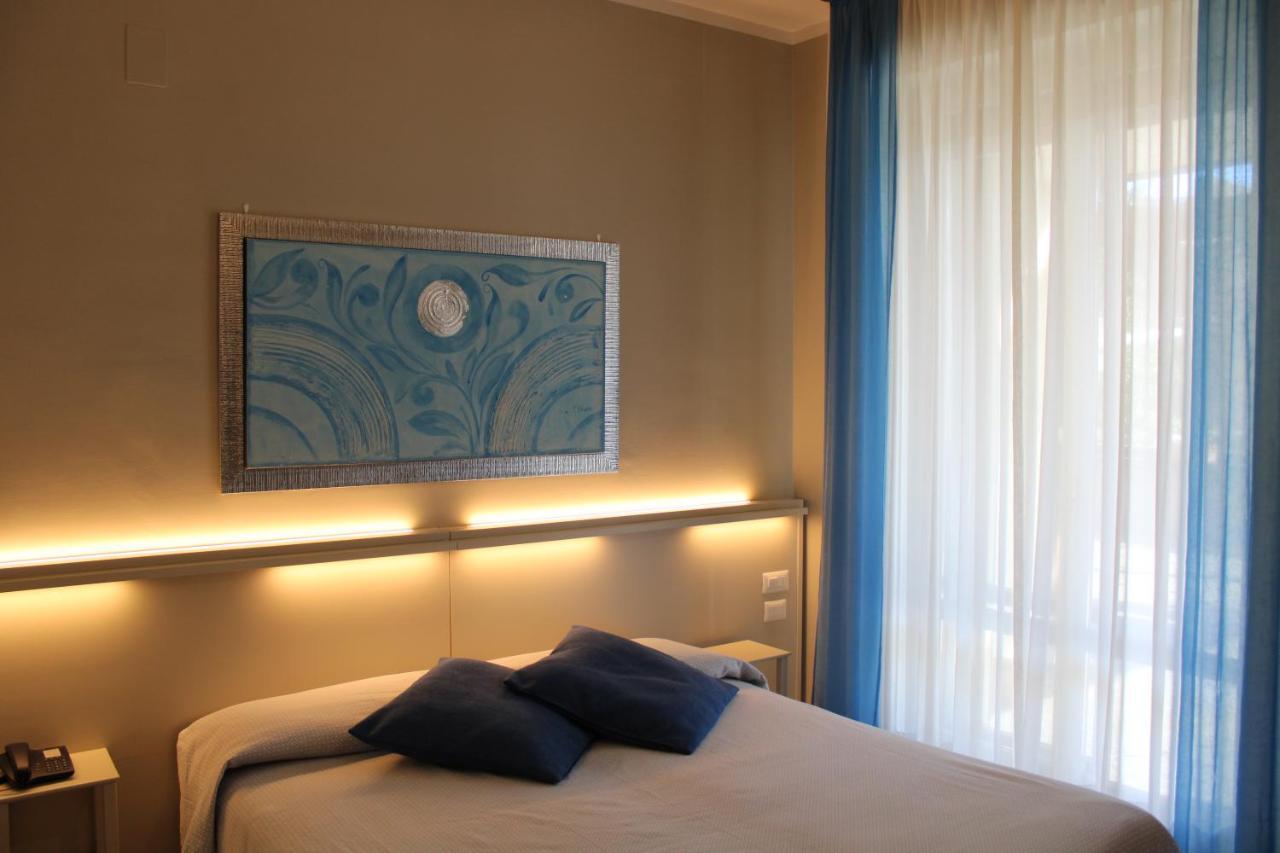 Hotel Delfina Signa Exterior photo
