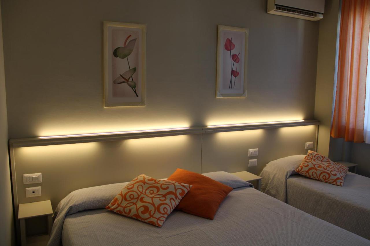 Hotel Delfina Signa Exterior photo