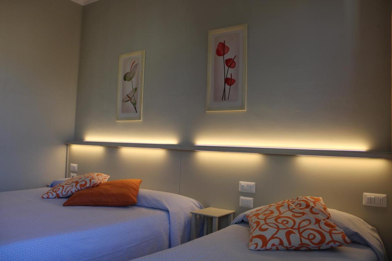 Hotel Delfina Signa Exterior photo