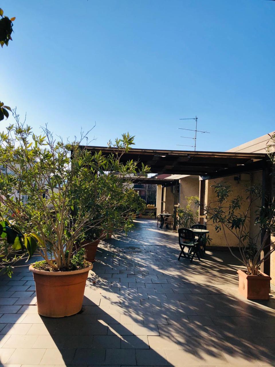 Hotel Delfina Signa Exterior photo